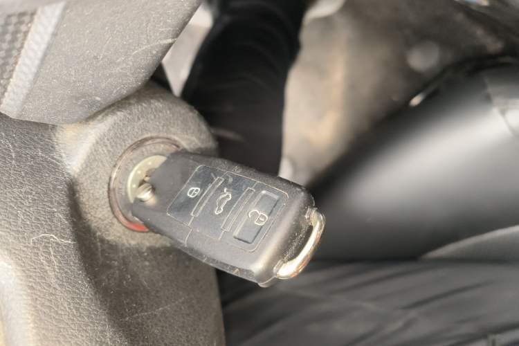 Used Geely Auto Vision 2020 1.5L Manual Asian Games Edition Vehicle Key