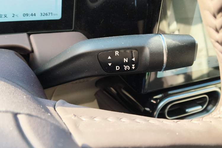 Used Leapmotor C11 2024 Range-Extended 300 Luxury Edition