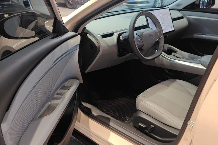 Used XPeng MONA M03 2024 515 Long-Range Driver Seat