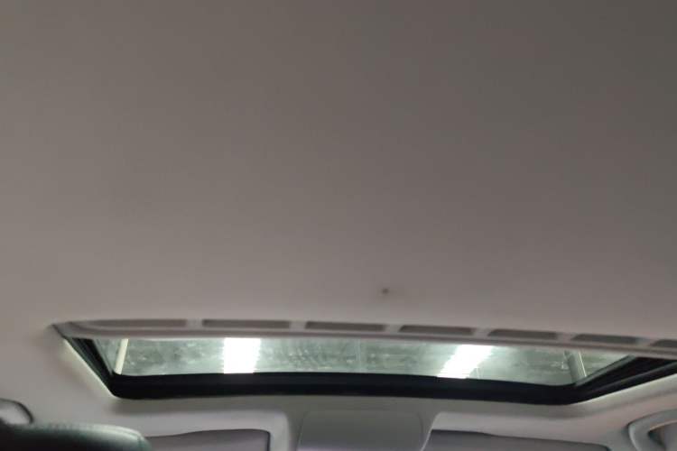 Used Volkswagen Polo 2016 1.6L Automatic Comfort Model Headliner