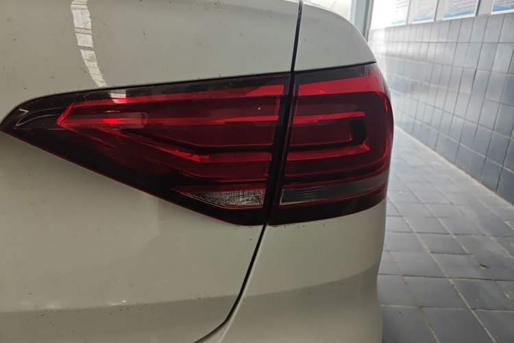 Used Volkswagen Lavida 2019 Lavida Start 1.5L Automatic Trendy Version China VI Standard