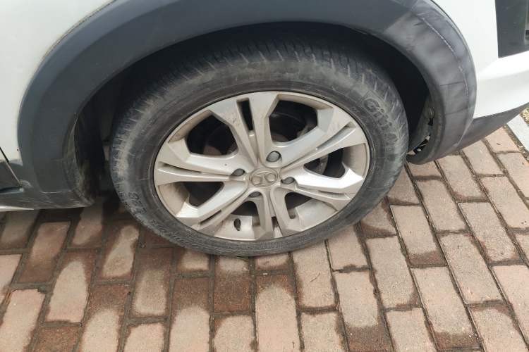 Used BAIC Senova X25 2015 1.5L manual Comfort trim level