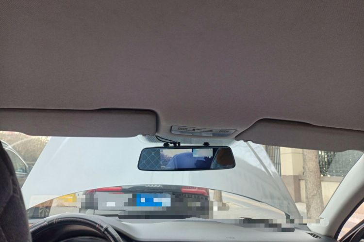 Used Volkswagen Bora 2011 1.6L Manual Fashion Edition
