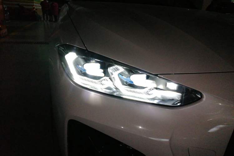 Used BMW 4 Series 2023 425i Gran Coupe M Sport Night Edition Package Right Front Headlight