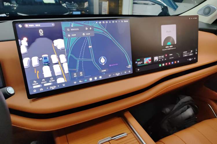 Used Wey Lanshan 2025 Four-Wheel Drive Max
