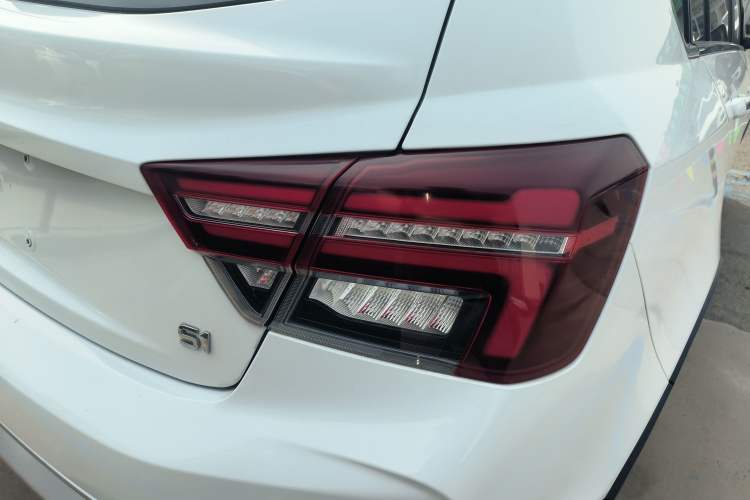 Used Geely Auto Vision S1 2018 1.4T CVT Fēngruì Model