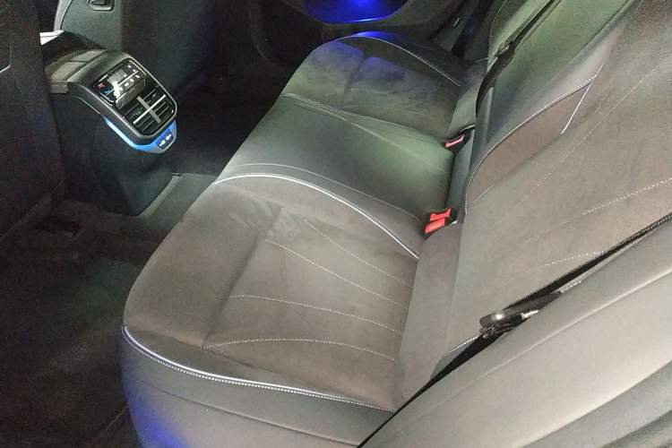 Used Volkswagen Passat 2025 Pro 380TSI Starry Dragon Luxury Edition
