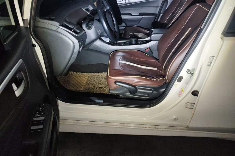 Used Honda Jade 2014 1.8L Automatic Comfort Elite Version 5 Seats