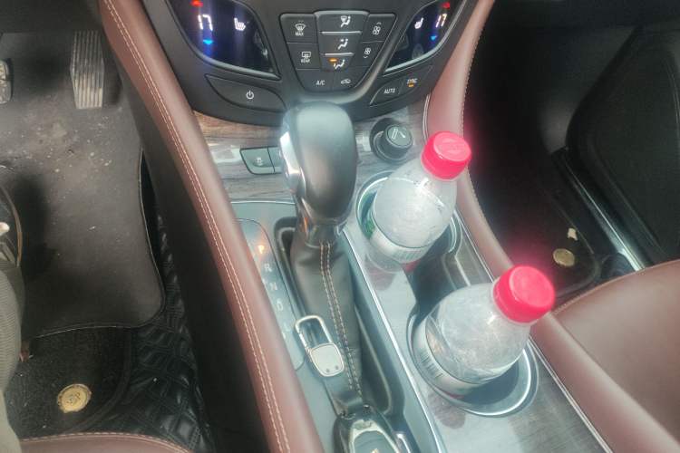 Used Buick Envision 2017 28T Four-Wheel Drive Elite Model
