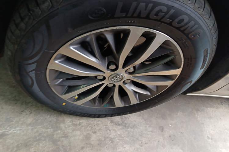 Used Buick GL8 2017 ES 28T Luxury Model China V Standard