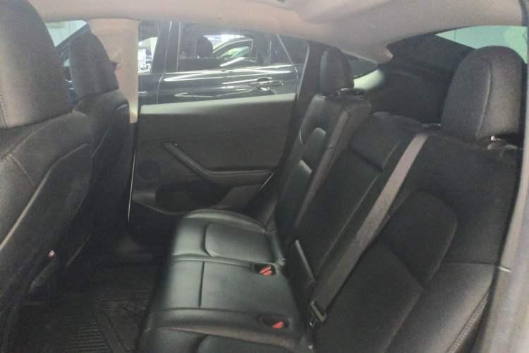 Used Tesla Model Y 2022 Rear-Wheel-Drive Version
