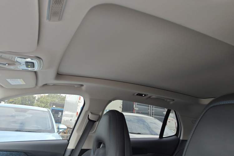 Used Lynk & Co 01 EM-P 2018 1.5T PHEV JingPro National Emission Standard V Headliner