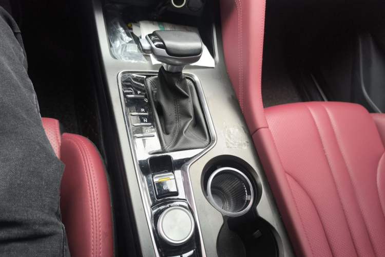 Used CHANGAN CS75 PLUS 2021 1.5T Automatic Luxury Version
