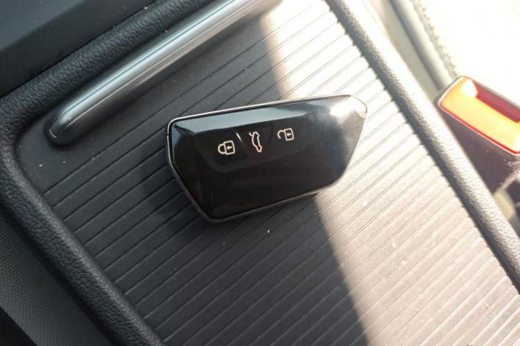 Used Volkswagen Golf 2023 Facelift 280TSI DSG Pro
