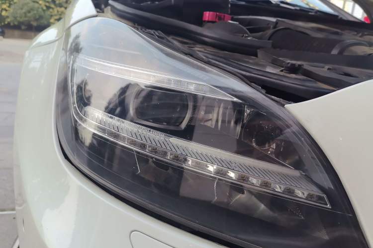 Used Mercedes-Benz CLS AMG 2012 AMG CLS 63 Right Front Headlight