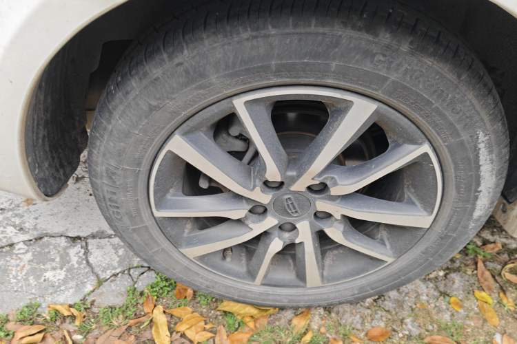 Used Geely Auto Emgrand 2020 1.5L CVT Upward Version Exterior 5