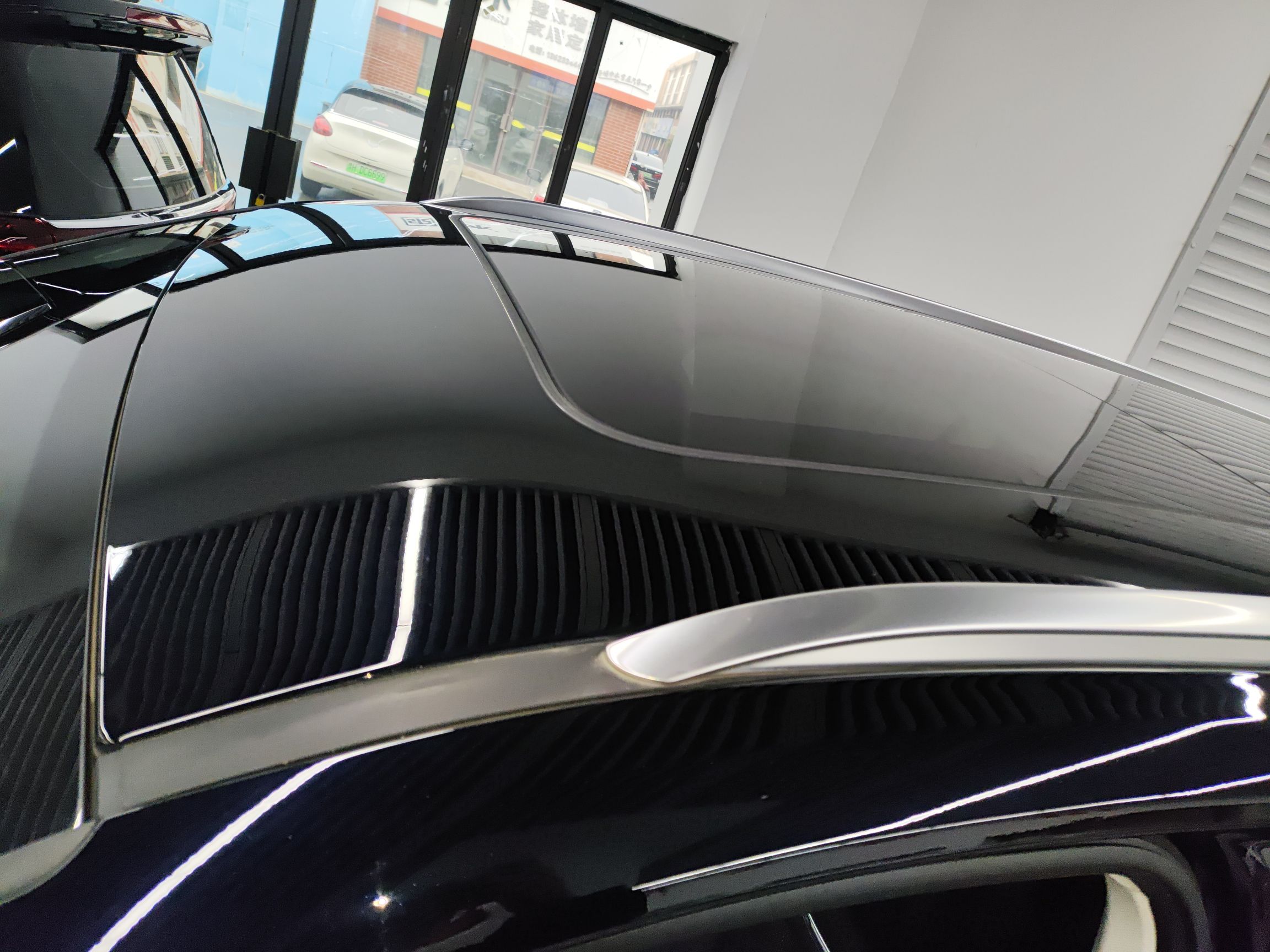 Hongqi HS7 PHEV 2024 2.0T PHEV Four-Wheel Drive Flagship Edition 6 Seats — снимка 5
