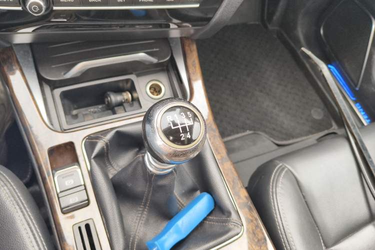 Used Hanteng X7 2016 1.5T Manual Luxury Edition