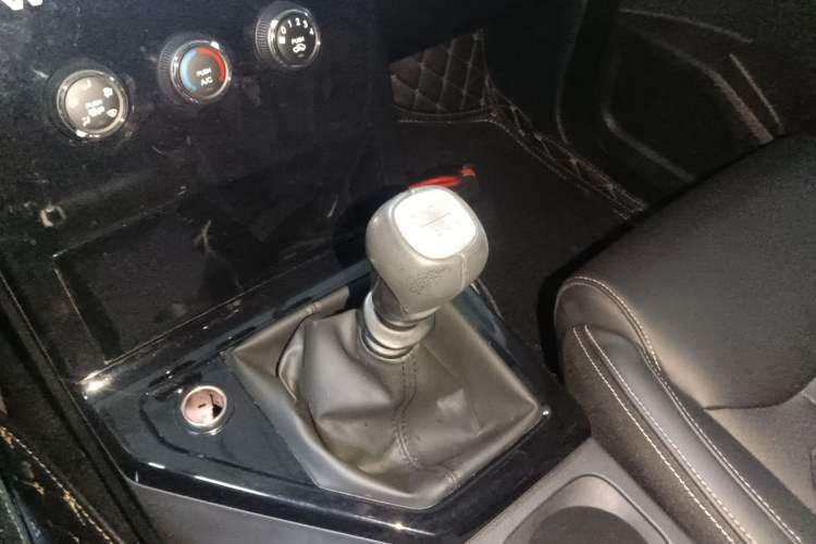 Used Wuling Zhengcheng 2021 1.5T Manual Luxury Version
