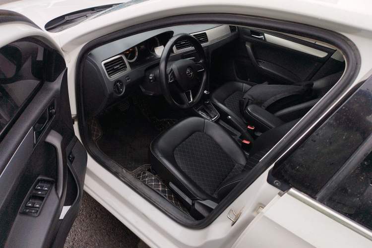 Used Skoda Rapid 2019 1.5L Automatic Comfort Edition China V Standard Driver Seat