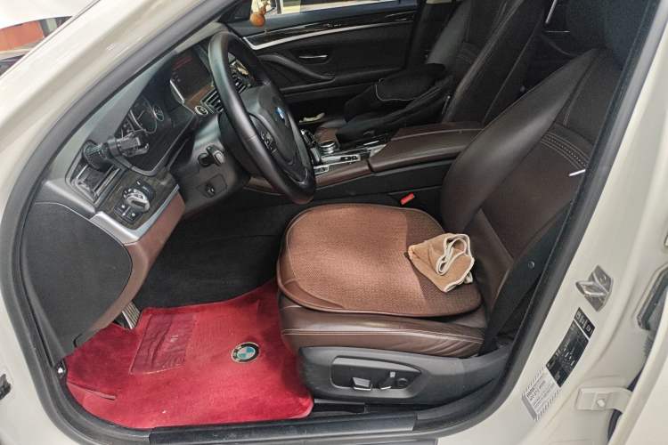 Used BMW 5 Series 2014 528Li Luxury Design Package
