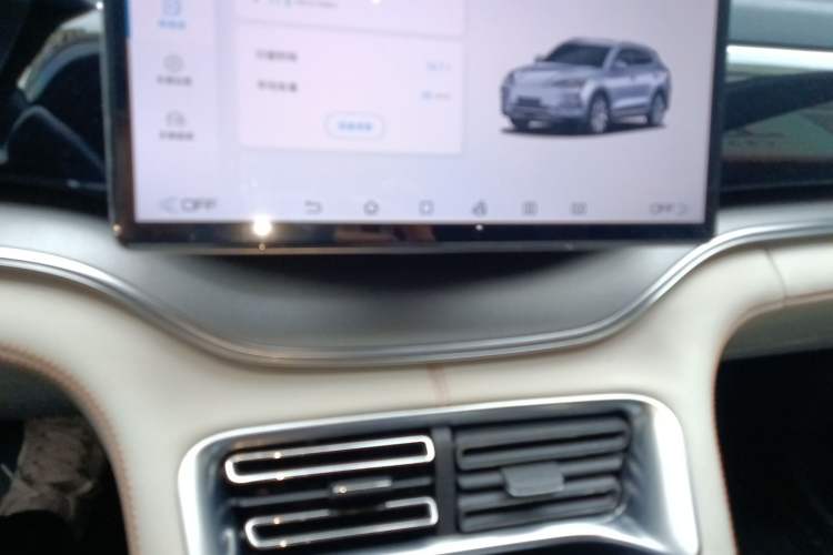 Used BYD Song PLUS New Energy 2023 Champion Edition EV 520KM Prestige Model Audio And AC Panel