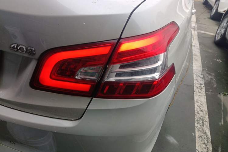 Used Peugeot 408 2016 1.6T Automatic Luxury Edition Right Rear Taillight