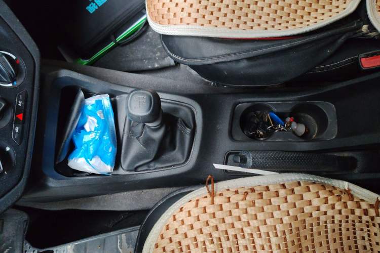 Used Wuling Hongguang 2021 1.5L Revised S Base Version with Electric Power Steering LAR
