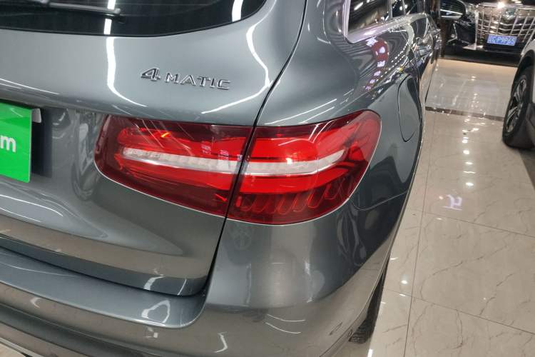 Used Mercedes-Benz GLC 2016 GLC 260 4MATIC Dynamic Edition
