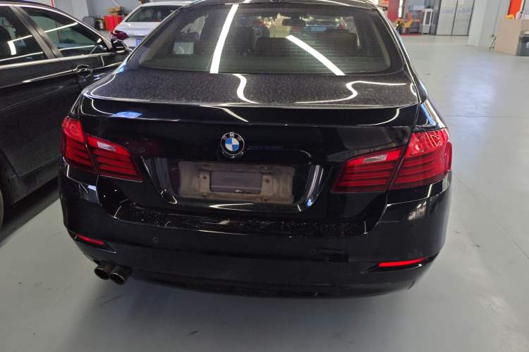 Used BMW 5 Series 2017 525Li Leading Model Rear