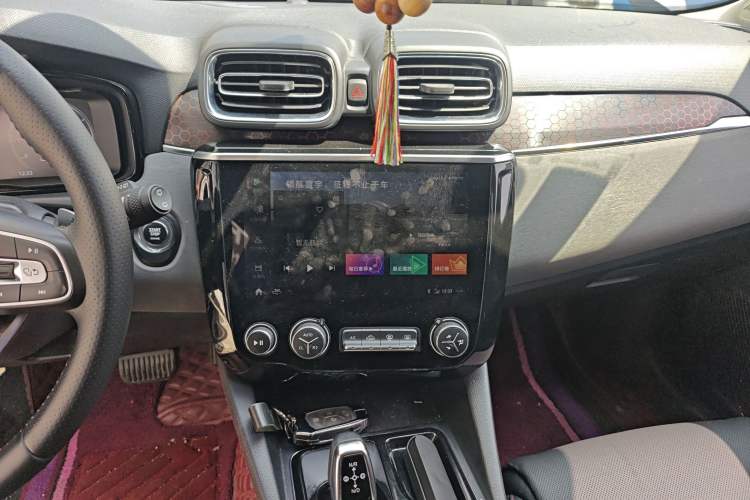 Used Lynk & Co 02 2018 1.5T DCT Two-Wheel Drive Pro Version China V Emission Standard
