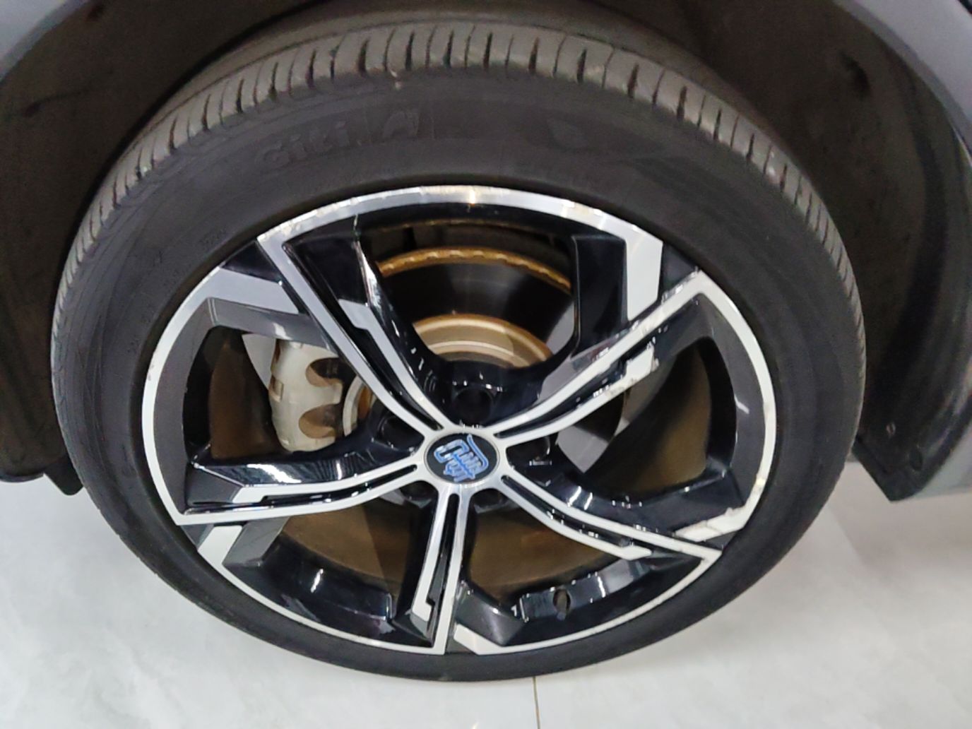 BYD Tang New Energy 2021 DM-i 112KM Prestige Model - Executive — снимка 10