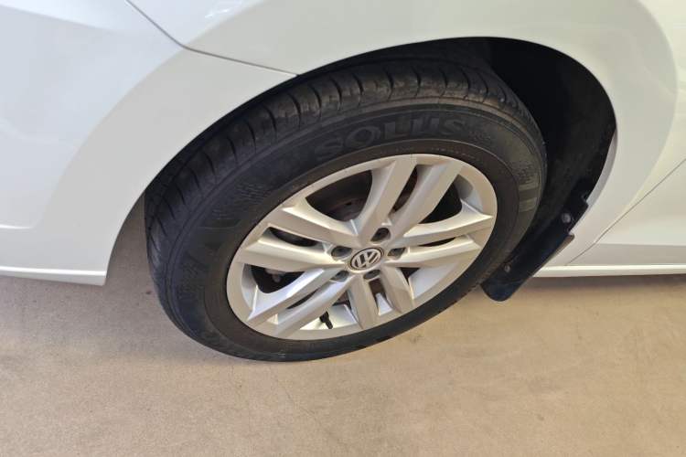 Used Volkswagen Jetta 2019 Dream Edition 1.5L Manual Fashion Version
