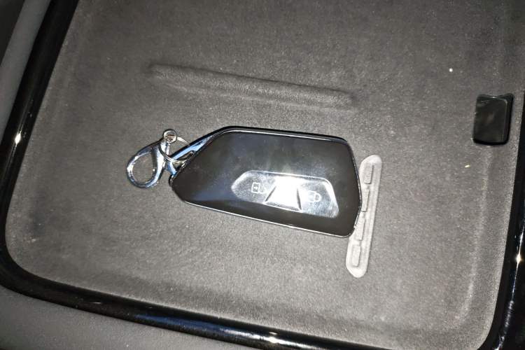 Used Volkswagen Teramont 2025 Tiguan Pro 450TSI Four-Wheel Drive Summit Edition Vehicle Key