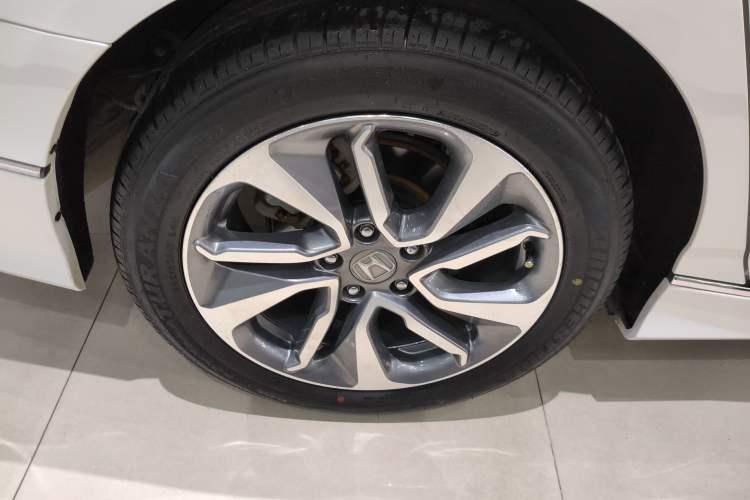 Used Honda Inspire 2019 260TURBO Elegant Edition China VI Emission Standard Right Rear Wheel Hub