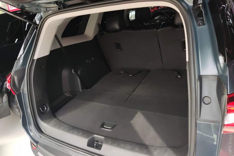 Used Buick Enclave 2020 28T Two-Wheel Drive Luxury Version
