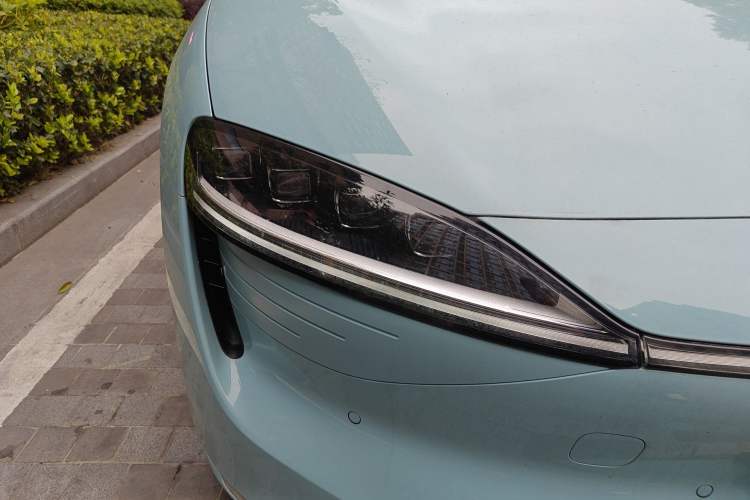 Used Hima Luxeed S7 2024 Pro Model Right Front Headlight