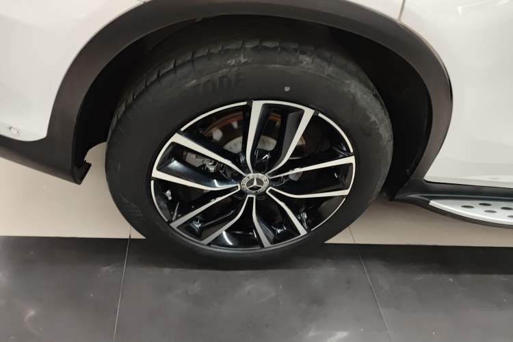 Used Mercedes-Benz GLC 2022 Second Facelift GLC 260 L 4MATIC Luxury Edition