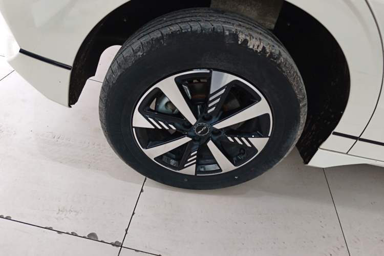 Used BYD e2 2023 Luxury Model Right Rear Wheel Hub