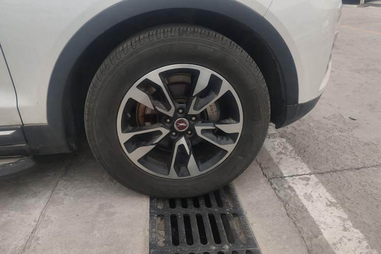 Used Hanteng X7 2016 2.0T DCT Luxury Edition
