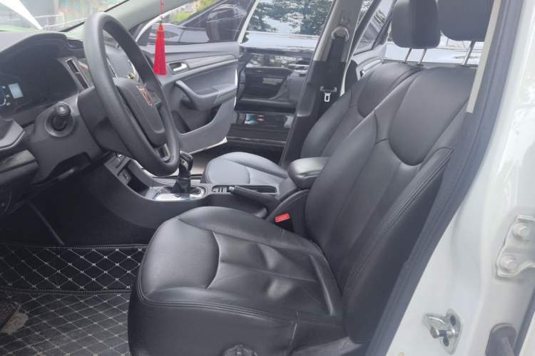 Used Roewe 360 2016 1.5L Automatic Smart Screen Version
