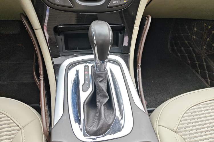 Used Buick Regal 2014 2.0L Leading Fashion Edition
