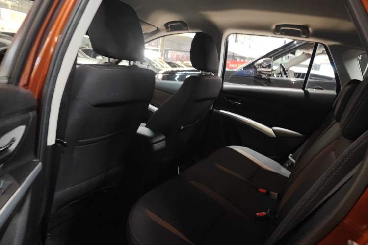 Used Suzuki Vitara S-Cross 2017 1.6L CVT Two-Wheel Drive Urban Fashion Model
