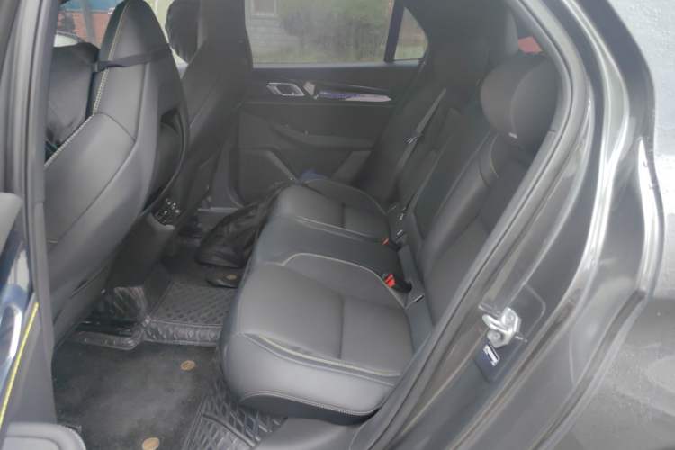 Used Lynk & Co 03 2023 2.0TD DCT JingPro Left Rear Seat