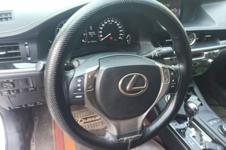 Used Lexus ES 2014 250 Comfort Edition