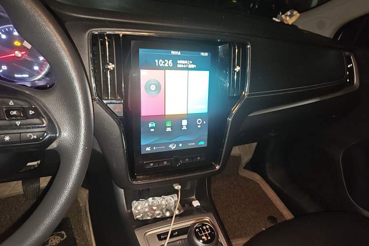 Used Roewe i6 2019 PLUS 1.6L Manual 4G Connect Flagship Deluxe Edition