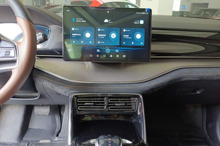 Used BYD Tang New Energy 2021 DM-i 112KM Prestige Model Audio And AC Panel