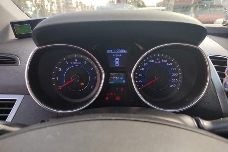 Used Hyundai Elantra (5th Generation / Langdong) 2015 1.6L Automatic Leading Model
