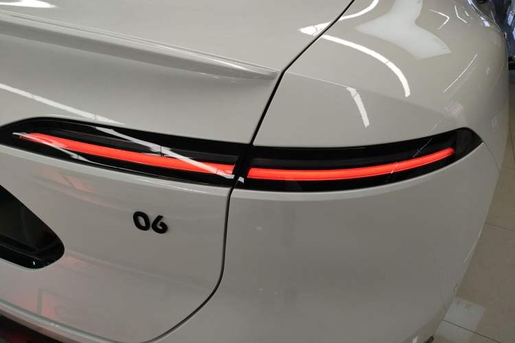 Used Avatr 06 2025 Max All-Electric Version