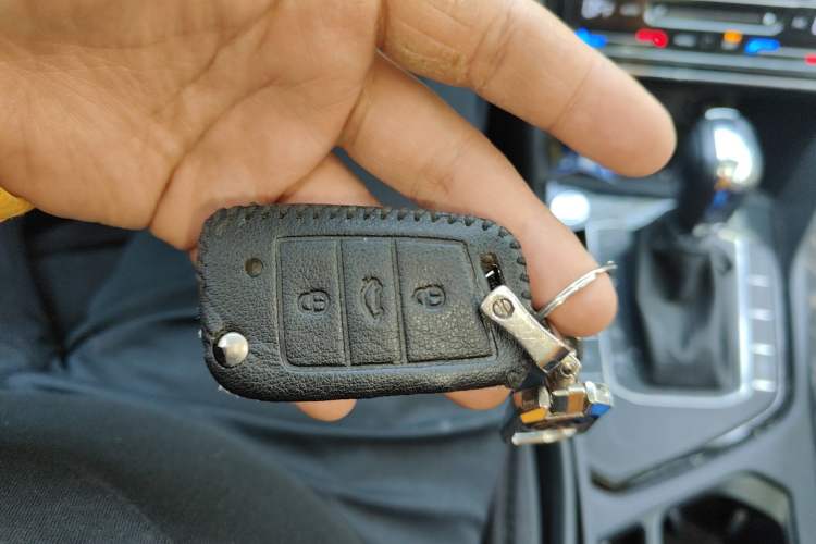 Used Volkswagen Tharu 2022 280TSI Two-Wheel-Drive Luxury Edition Vehicle Key